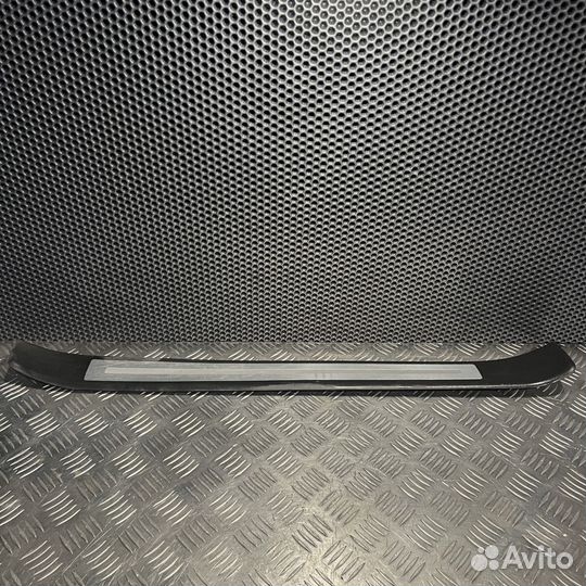 Накладка порога (внутренняя) Audi A4