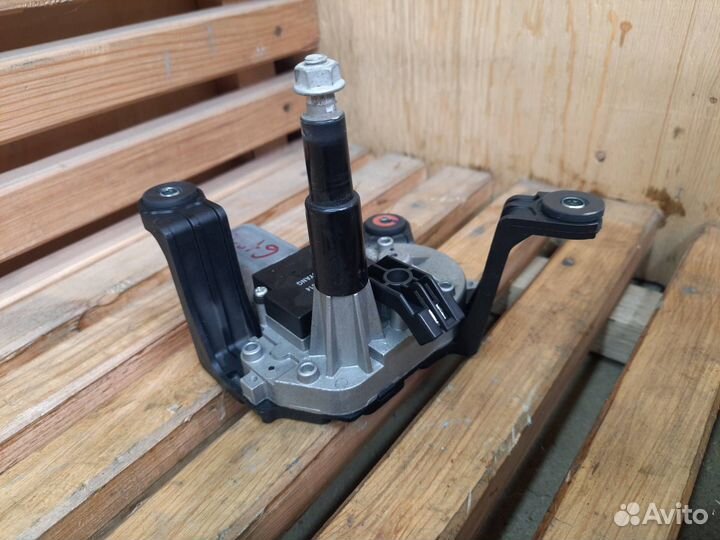 Моторчик трапеции дворников (стеклоочистителя)