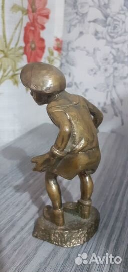 Статуэтка юный вратарь - бронза СССР