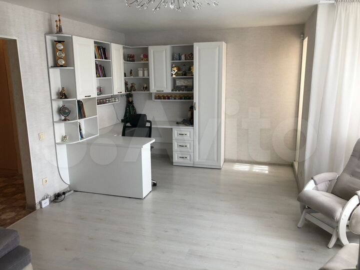 2-к. квартира, 70 м², 4/5 эт.