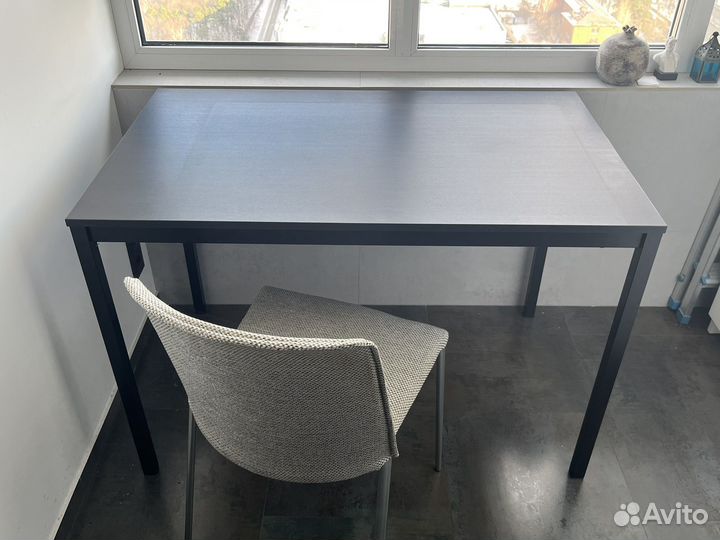 Письменный стол Икеа/ 110x67/ Tarendo