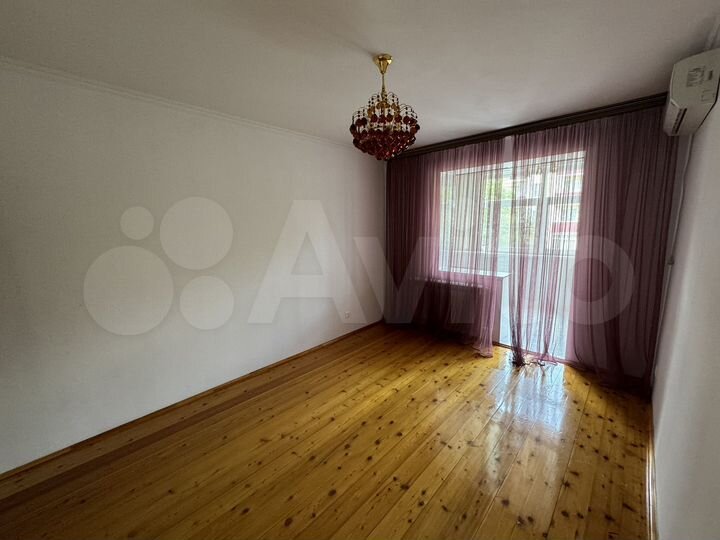 4-к. квартира, 78 м², 3/5 эт.