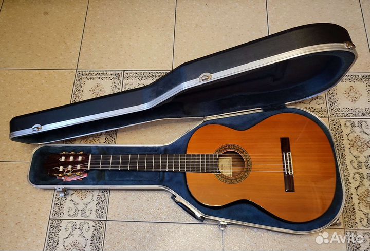 Испанская гитара Alhambra 5p