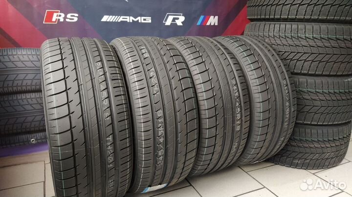 Triangle Sports TH201 265/35 R18 98Y