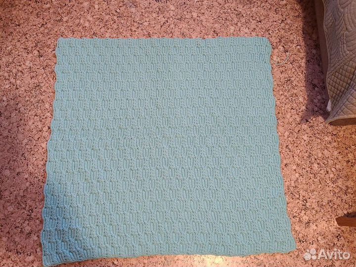 Плед вязаный детский на выписку или в коляску