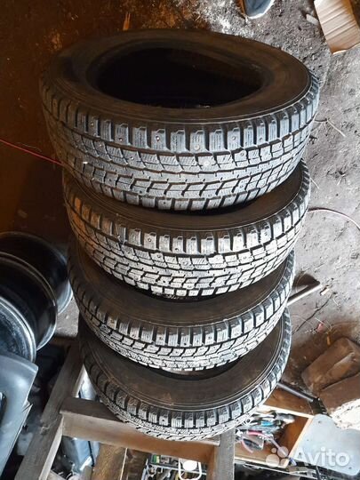Dunlop SP Winter Ice 01 195/65 R15