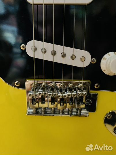 Электрогитара + Комбоусилитель (комплект)