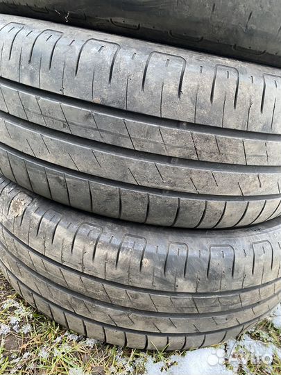 Goodyear Eagle Vector EV-2