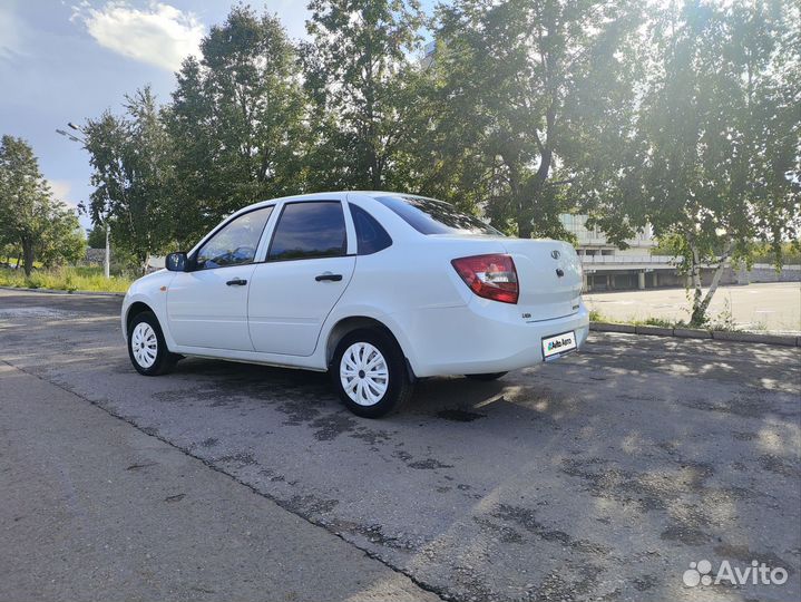 LADA Granta 1.6 МТ, 2012, 57 500 км