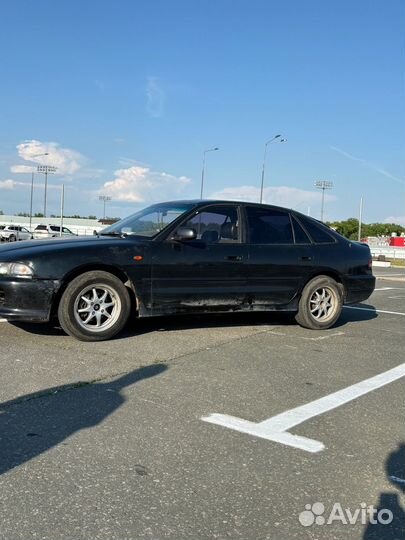 Mitsubishi Galant 2.4 МТ, 1995, 250 000 км