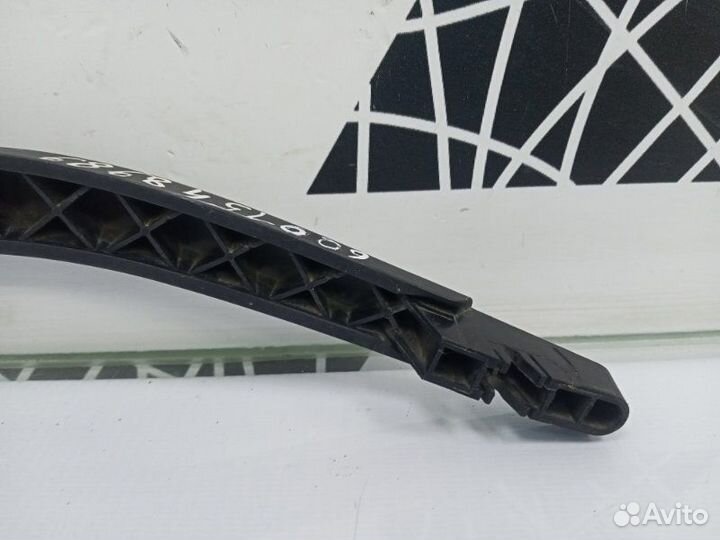 Поводок стеклоочистителя LADA Largus 1 R90 до