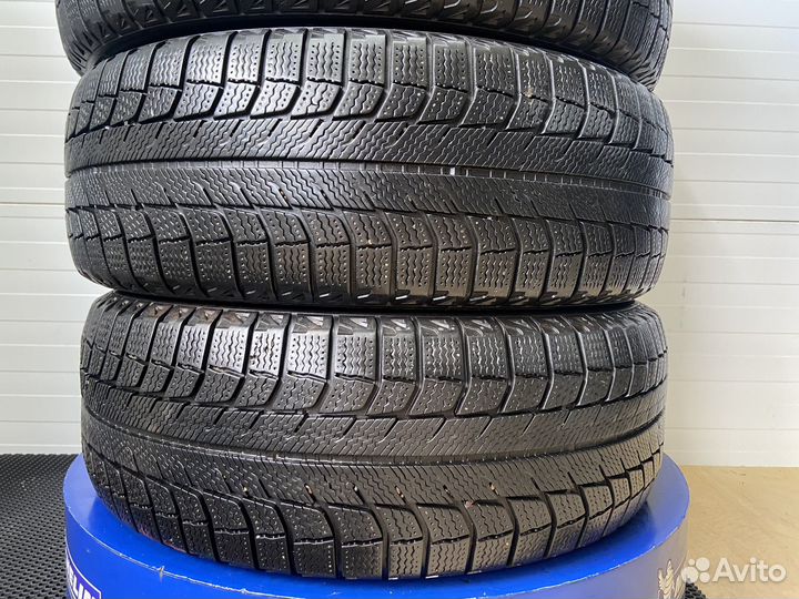 Michelin X-Ice XI2 215/60 R17 96T