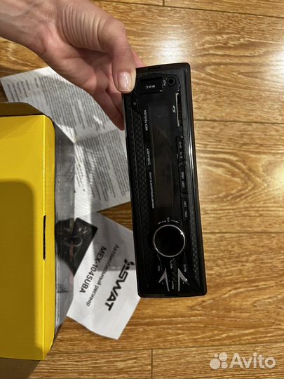 Автомобильный ресивер/ автомагнитола MEX 1045UBA