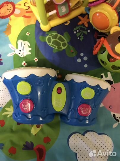 Развивающие игрушки для малышей пакетом