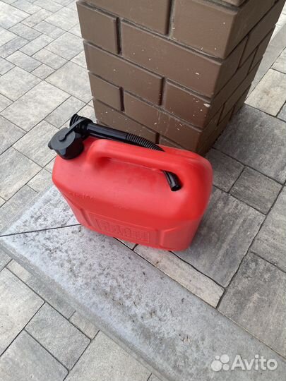 Канистра пластиковая 10 литров