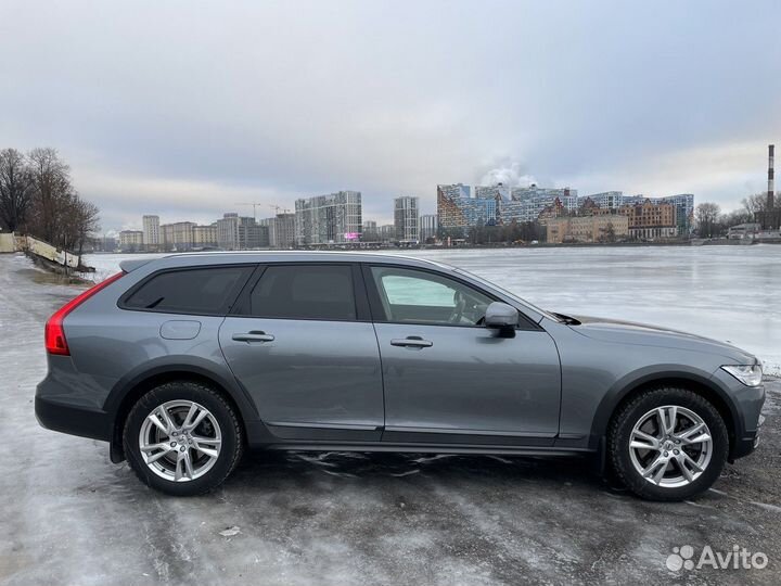 Свой человек в Санкт-Петербурге