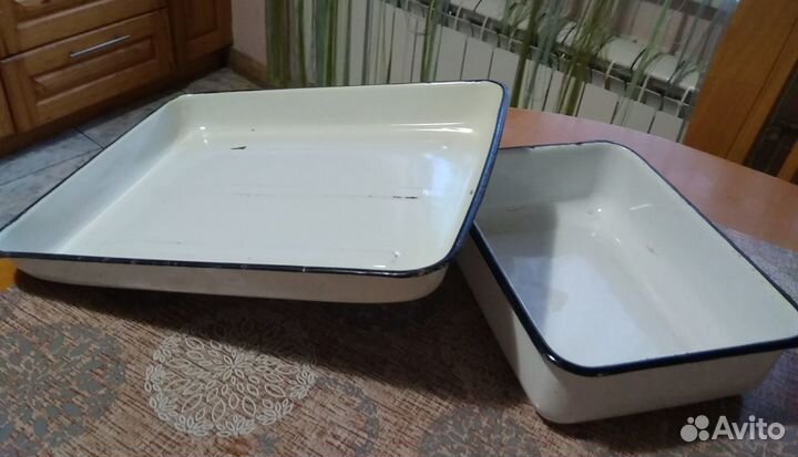 Эмалированная посуда для заливного, холодца