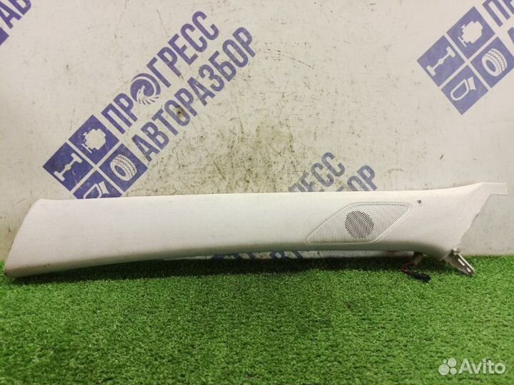 Обшивка стойки передняя левая Volkswagen Jetta