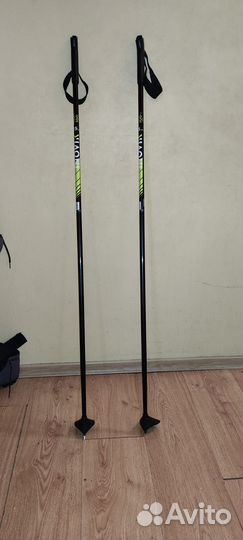 Комплект беговых лыж с ботинками