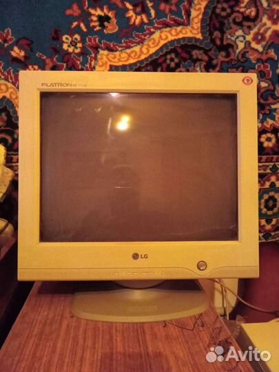 Монитор, системник