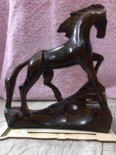 Статуэтка конь из дерева СССР