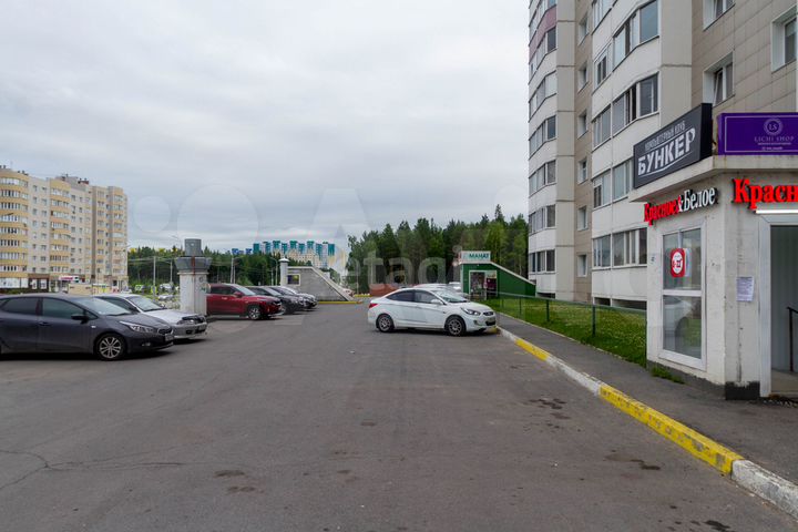Продам помещение свободного назначения, 284.2 м²