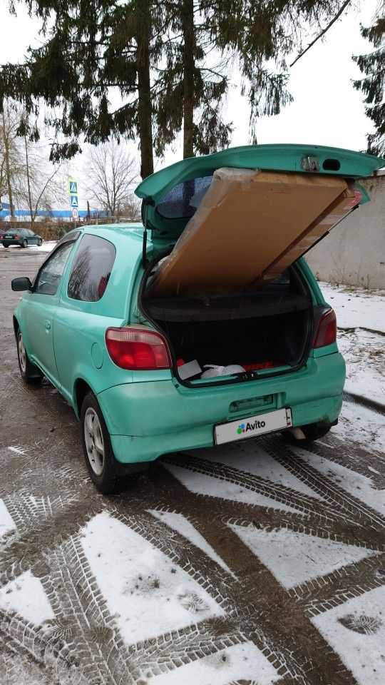 Toyota Vitz: фото владельца