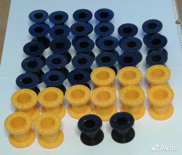 Материал для рукоделия маленькие бобинки