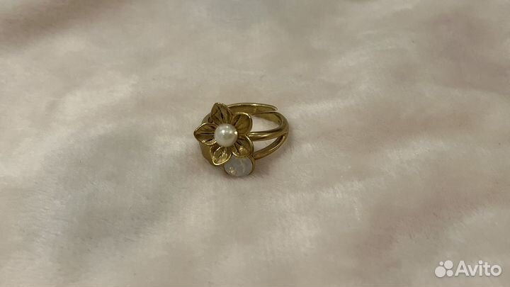 Кольцо pilgrim c лунным камнем