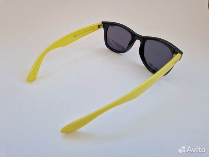 Очки Invu солнцезащитные детские с поляризацией