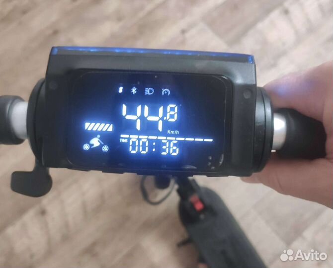 Электросамокат aovo s3