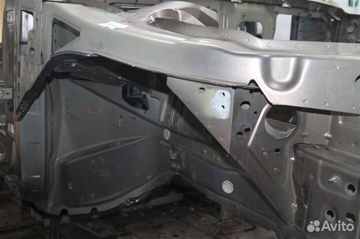 Четверть кузова передняя правая Volvo XC90 2014