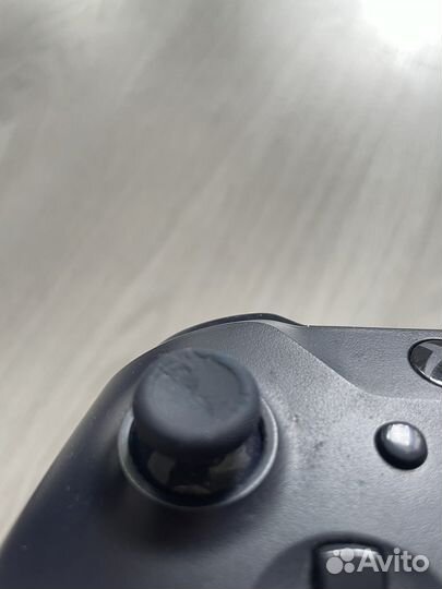 Xbox one s + 2 геймпада