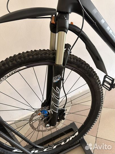 Горный велосипед 29 Cube reaction carbon