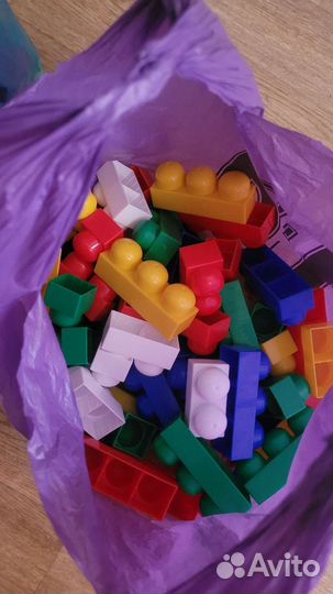 Развивающие игрушки,конструктор