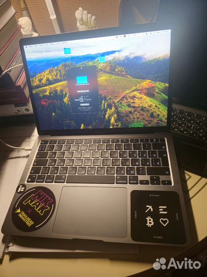 MacBook Air M1 16gb оперативки 512gb жёсткий диск