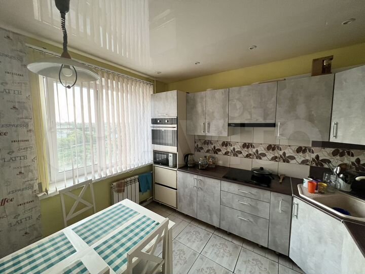 2-к. квартира, 57 м², 11/11 эт.