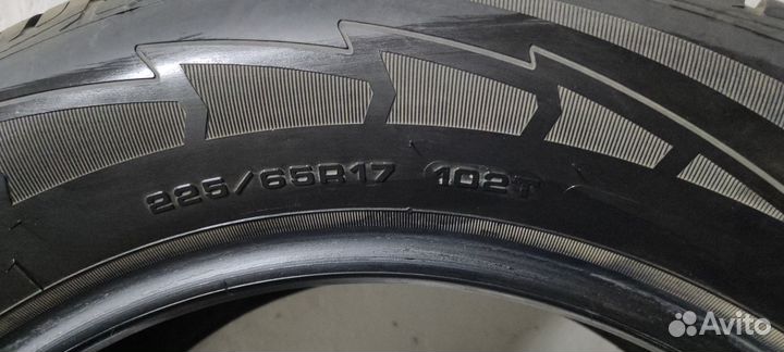 Goodyear UltraGrip 225/65 R17