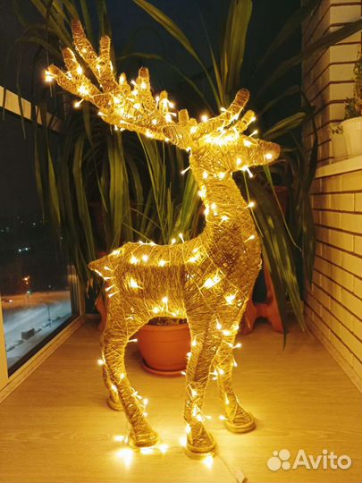 Новогодний олень