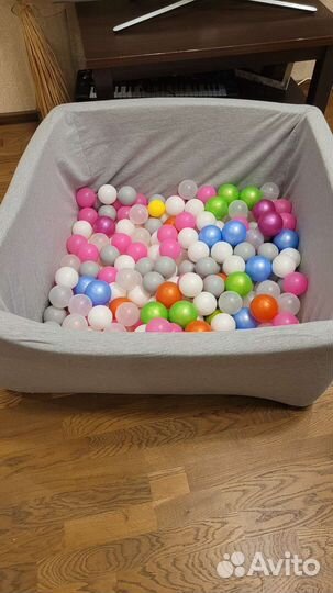 Бассейн детский бу с шарами