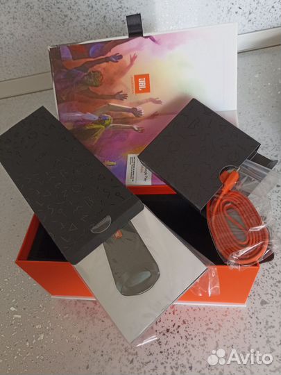 Колонка jbl flip 4