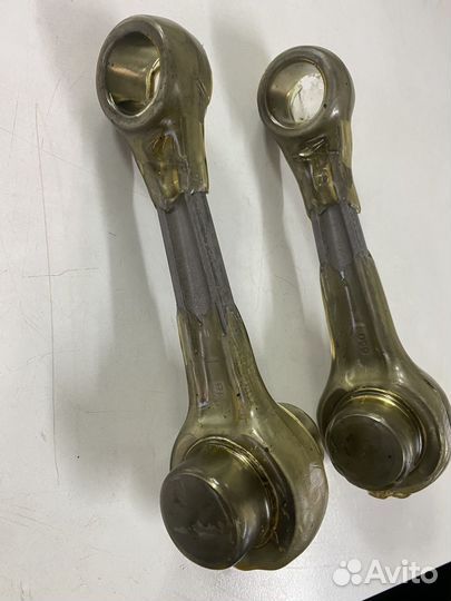 422889068 оригинальный шатун Rotax 550