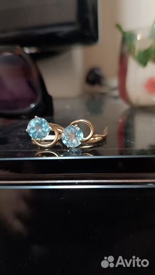Серьги золотые с топазом