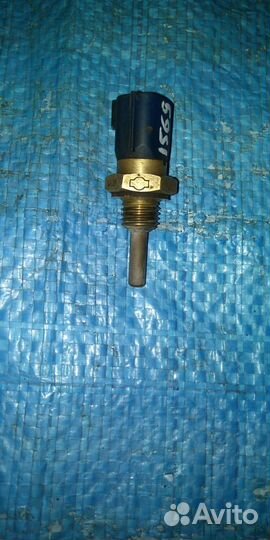 Датчик температуры Nissan Wingroad WFY11 QG15DE