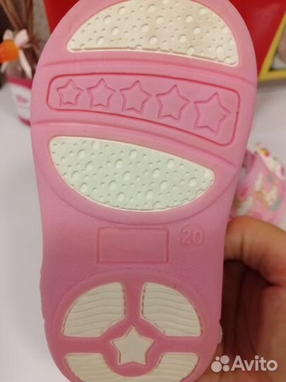 Сандалии для девочки 20 размер