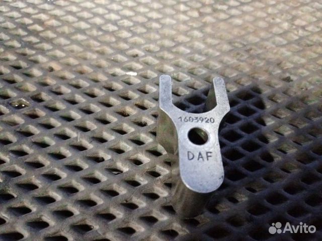 Кронштейн топливной форсунки Daf Xf105 2013
