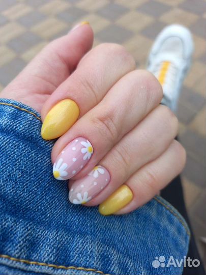 Маникюр и педикюр на дому