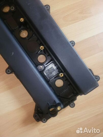 Клапанная крышка Ford Mondeo 4 2.3 Mazda 3.5.6