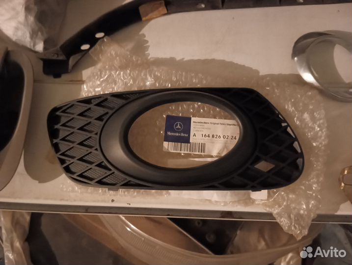 Решётка противотуманной фары mercedes ml W164