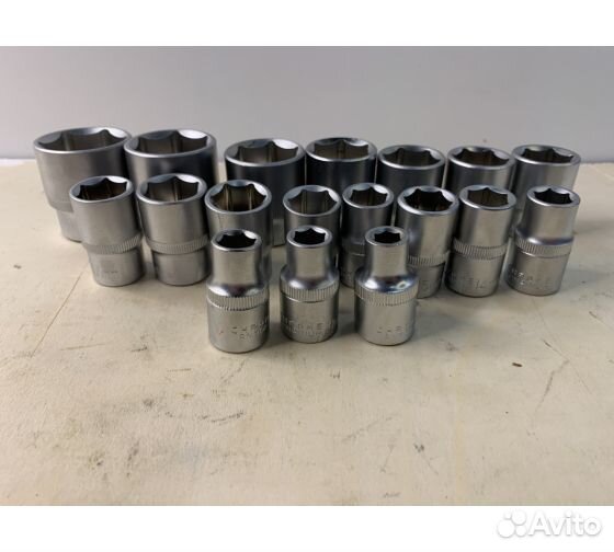 Набор головок с трещеткой 19 предметов 1/2, 8-32 м